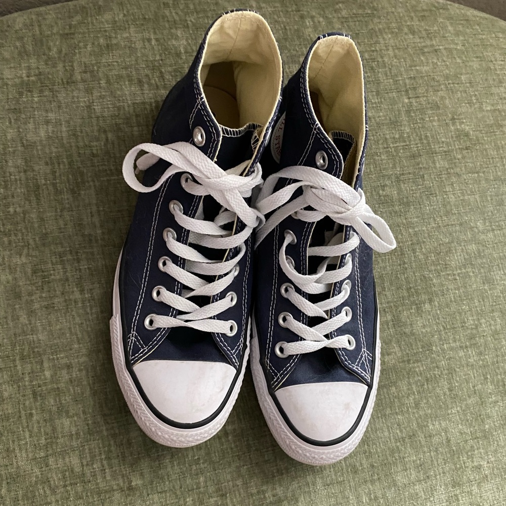 Navy High-Top Sneakers with White Laces